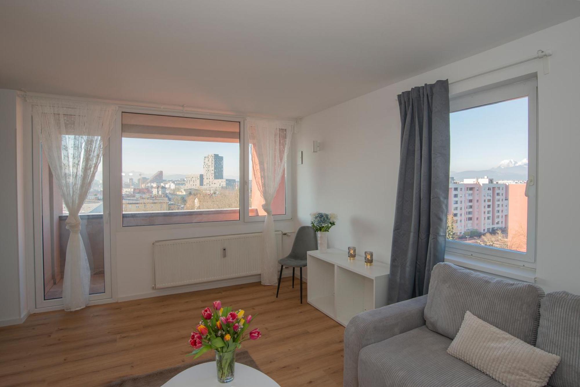 Central Elite Vista-With Parking Liubliana Exterior foto
